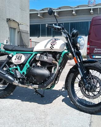 Royal Enfield Bear 650 White 249