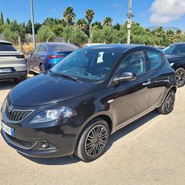 LANCIA Ypsilon 1.0 FireFly 5 porte S&S Hybrid Go