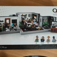 LEGO Creator 10291 - Queer Eye-
Loft Dei Fab Five 