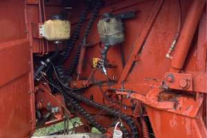 Rotopressa New Holland 658