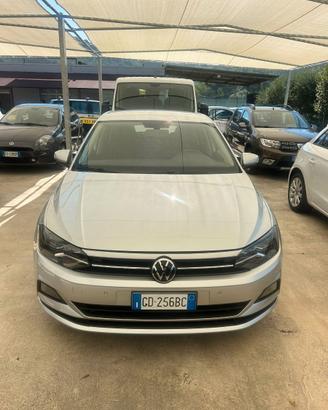 Volkswagen Polo 6 serie 1.0 TGI Comfortline 5 P