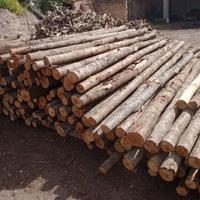 pali e travi da lavoro