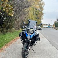 Bmw r1200gs adventure