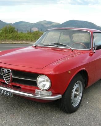ALFA ROMEO GT 1300 JUNIOR -1972 (ASI ORO )