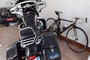 moto guzzi  california EV