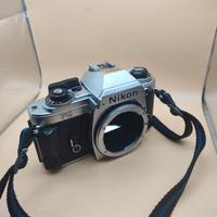 Nikon FG solo corpo perfetta