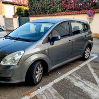Toyota Corolla Verso 2005