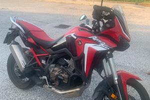HONDA AFRIKA TWIN  CRF1100D - DCT _ RED DESERT