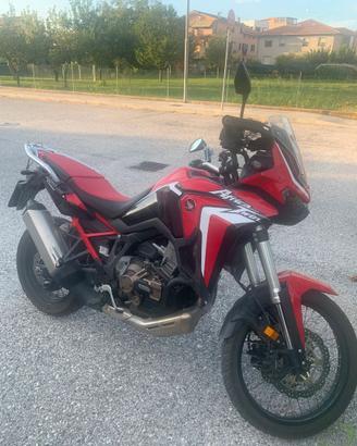 HONDA AFRIKA TWIN  CRF1100D - DCT _ RED DESERT