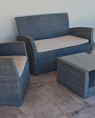 Salottino per esterni in Rattan grigio