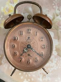 VINTAGE Vecchia sveglia in rame con doppia campana