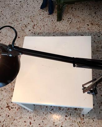 Lampada da tavolo pieghevole
