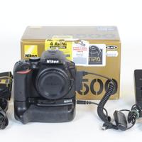 NIKON D5500 corpo + Battery grip Meike 1200 scatti