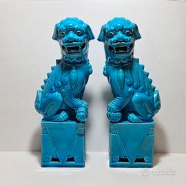 Coppia di Cani di Foo in ceramica azzurra