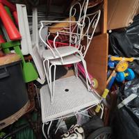 tavolo in ferro battuto con 2 sedie per giardino