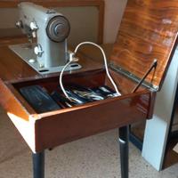 Macchina da cucire vintage marca PFAFF 260