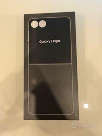 Samsung Z Flip 8 256 gb Nuovo Sigillato