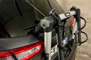 Porta bici per auto Thule