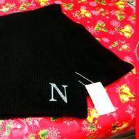 Sciarpa, Cappello, Tracolla con Lettera "N" €10cd