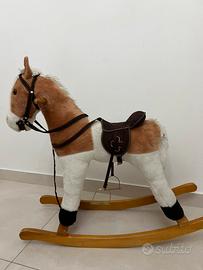 Cavallo a dondolo