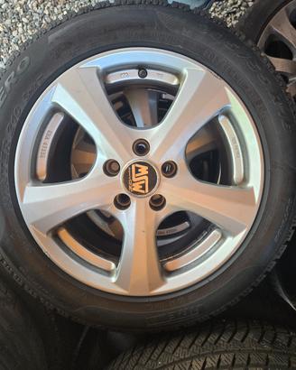 cerchi oz con gomme invernali
