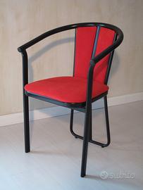 poltroncina rosso e nera