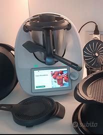 Bimby tm6 Vorwerk completo + libro ricettario 
