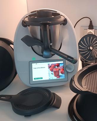 Bimby tm6 Vorwerk completo + libro ricettario 