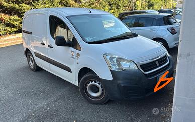 Peugeot partner 3 posti