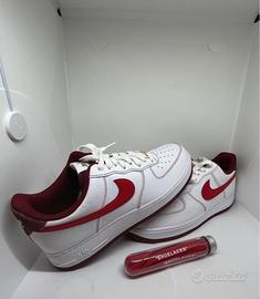 Lacci hotsell scritta nike