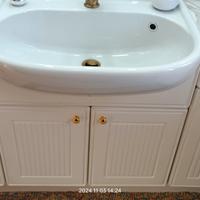 Mobile bagno con lavabo"Ideal standard"e rubinetto