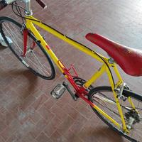 BICICLETTA USATA CORSA REBEL RUOTE 26