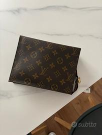Trousse toulette Louis Vuitton