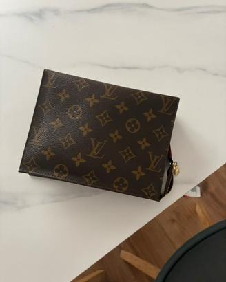 Trousse toulette Louis Vuitton