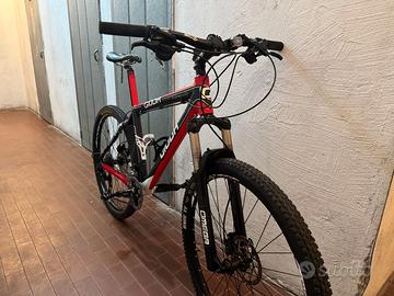 MTB carbonio 27.5 front