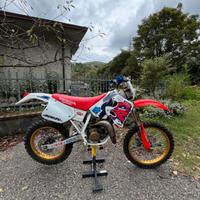 Moto da enduro Honda hm