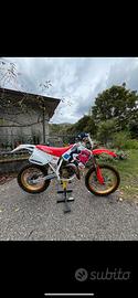 Moto da enduro Honda hm