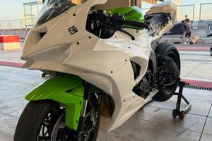 Kawasaki ninja zx-6r 2025