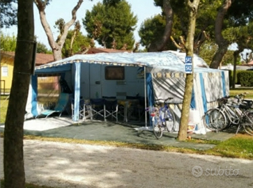 Veranda e cucinotto Mikitex per roulotte knaus 550