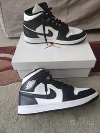 Jordan 1 black and white