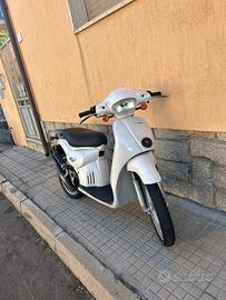 Aprilia Scarabeo 50cc
