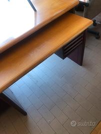 Scrivania ufficio