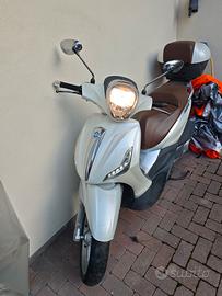 Piaggio Beverly 300