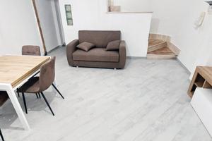 Cagliari Pirri lumin ampio immobile seminterrato