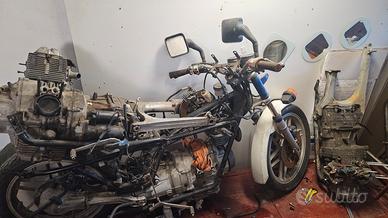 2 Moto Guzzi V50 II  Municipale + 1 V35 Imola