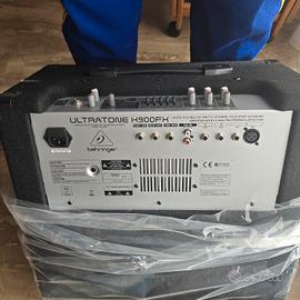 behringer amplificatore