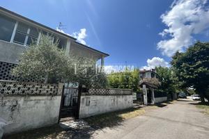 Trilocale con corte privata