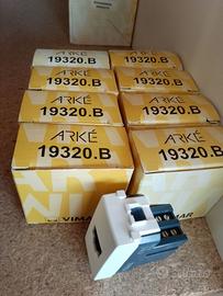 Presa telefonicaVimar Arkè 19320 Bianca e/o Nero