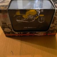 Modellismo Ducati 750 Sport 1973 Official Licensed