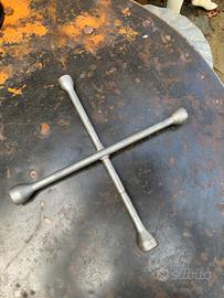 Crick e oggetti vari Golf, Passat, Vento, A3 e A6.